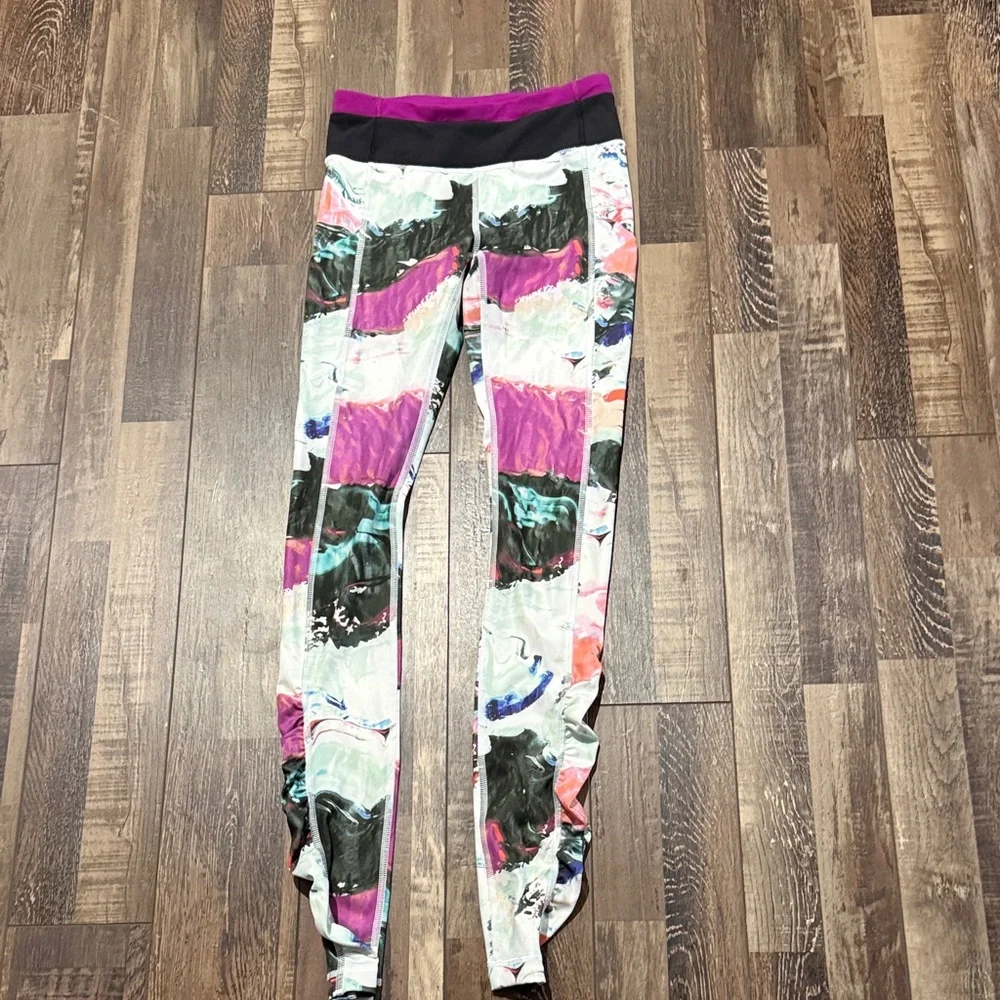 Lululemon‎ Abstract Multicolor Leggings